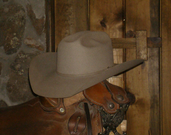 Hand Made. Natural color Bar 50 cowboy hat.
